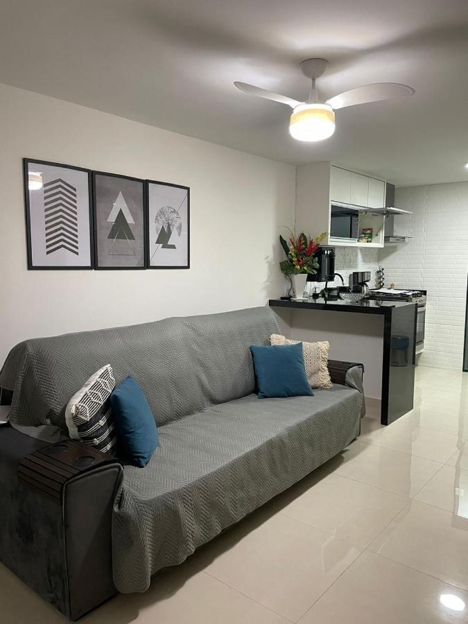 Apartamento moderno e super confortável localizado a alguns passos da Praia Grande Arraial do Cabo Exterior foto